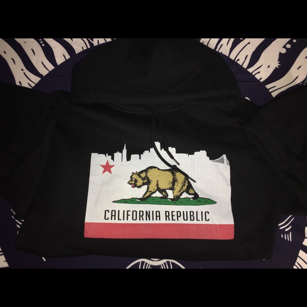California Republic small hoodie